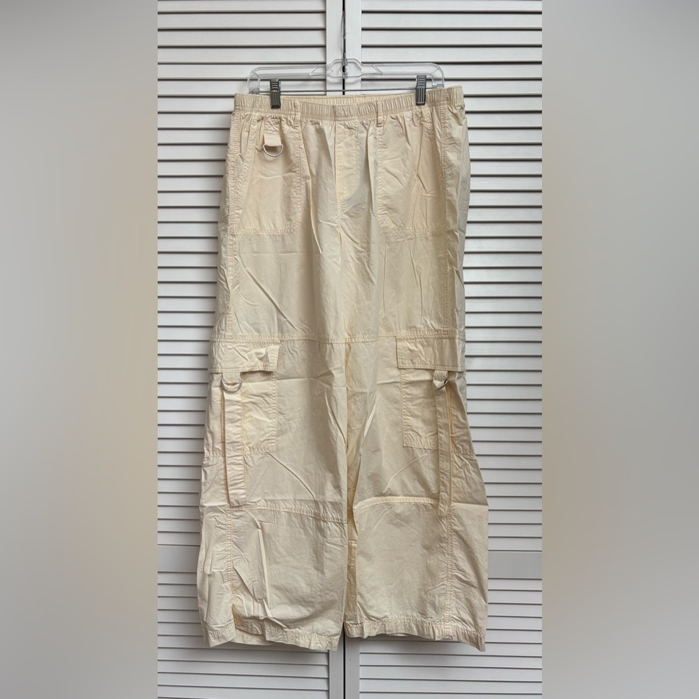 🔥Wild Fable Women’s Wide Leg Cargo Pants - Off White, Size: Large, NWT
